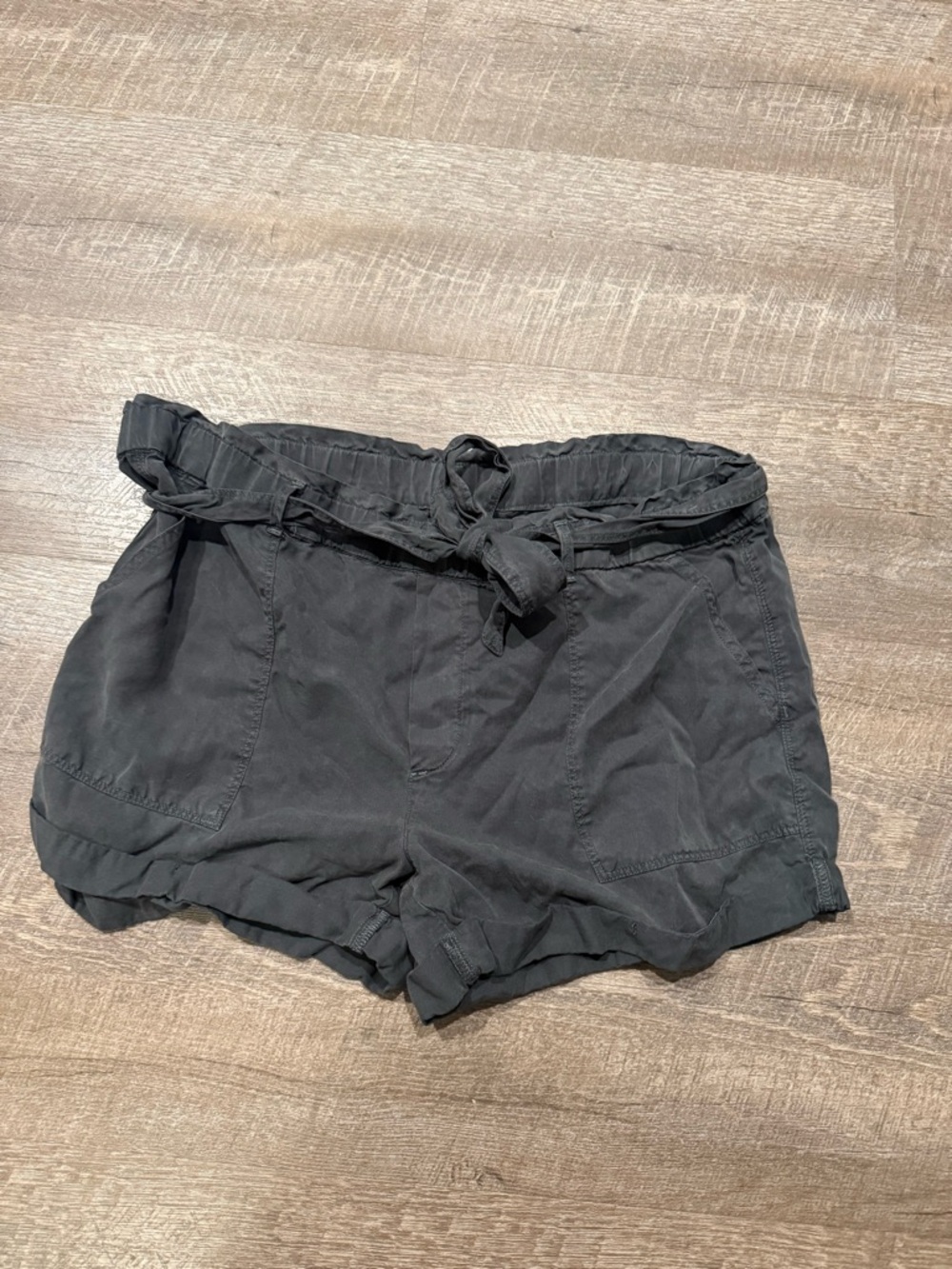 aerie Charcoal Tie-Waist Casual Shorts. Size medium